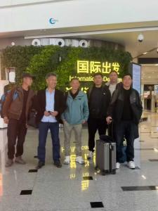 中铁几内亚项目人员北京大兴机场出发